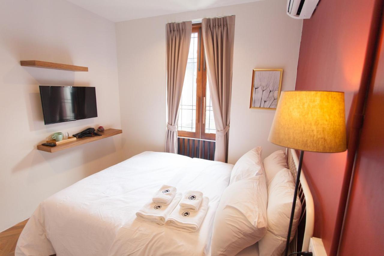 Отель House Of Papa Bangkok Siam Экстерьер фото