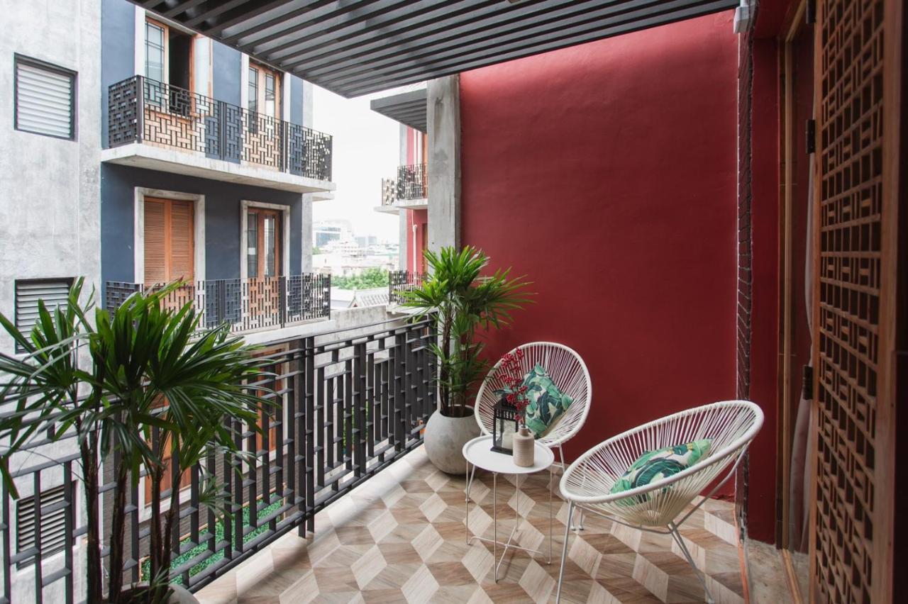 Отель House Of Papa Bangkok Siam Экстерьер фото